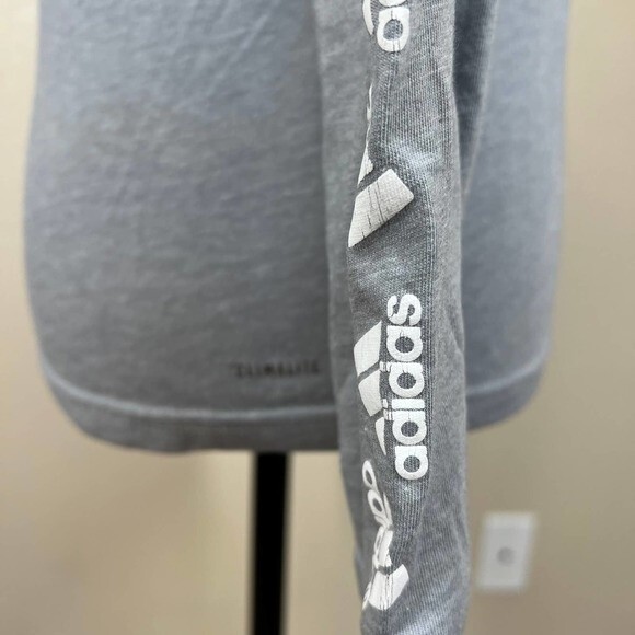 Adidas gray top the go to performance  crew neck long sleeve tee size XS - Picture 9 of 13